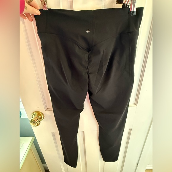 Halara -Ultra Sculpt High Waisted Butt Lifting Tummy Control Leggings - Picture 7 of 9